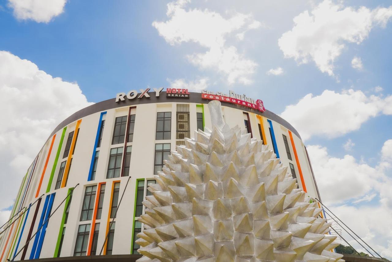 Roxy Hotel Serian Eksteriør bilde