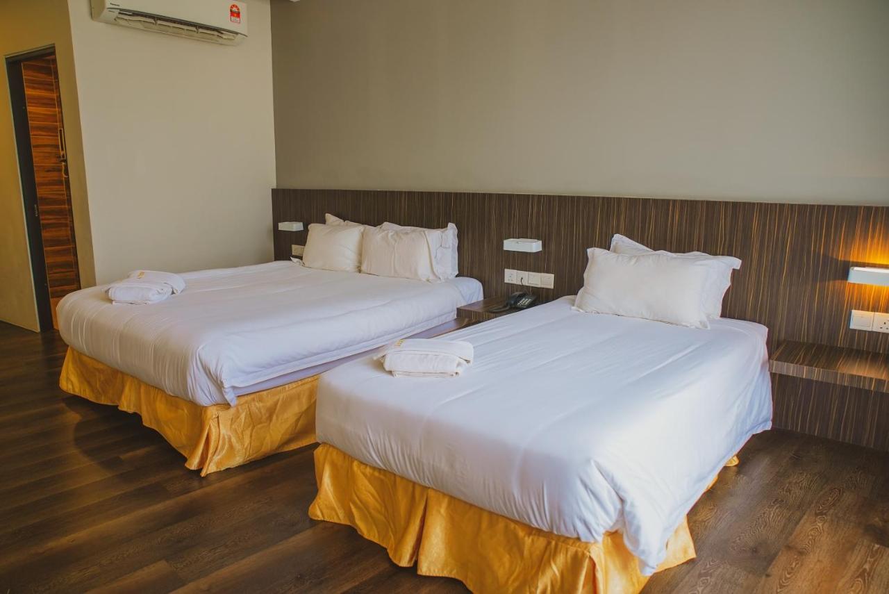 Roxy Hotel Serian Eksteriør bilde